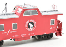 Load image into Gallery viewer, HO Brass DVP - Division Point GN - Great Northern X Series Slanted Cupola Caboose Factory Painted No. X-5