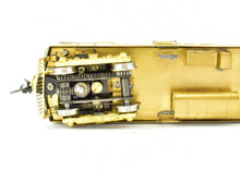 Load image into Gallery viewer, HO Brass Oriental Limited CB&Q - Burlington Route Gas Electric (#'s 9814 - 9818) Self Propelled Rail Car