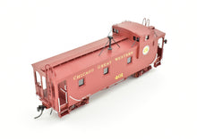 Load image into Gallery viewer, HO Brass Oriental Limited CGW - Chicago Great Western Caboose Pro-Painted
