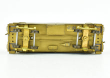 Load image into Gallery viewer, HO Brass NPP - Nickel Plate Products Reading Caboose
