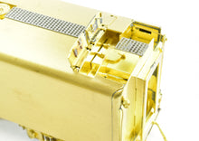 Load image into Gallery viewer, HO Brass OMI - Overland Models, Inc. Milw - Milwaukee Road "A" 4-4-2 Streamlined Atlantic