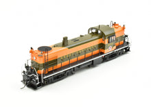 Load image into Gallery viewer, HO Brass DVP - Division Point GN - Great Northern Alco RS2 Factory Painted #204