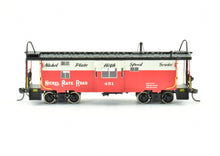 Load image into Gallery viewer, HO Brass OMI - Overland Models, Inc. NKP - Nickel Plate Road Bay Window Caboose Custom Painted
