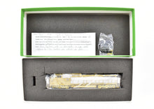 Load image into Gallery viewer, HO Brass OMI - Overland Models, Inc. ATSF - Santa Fe EMD Dash 8-40CW Gull Wing Cab