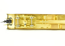 Load image into Gallery viewer, HO Brass The Palace Car Company GN - Great Northern Rebuilt Coach 1147 Custom Painted