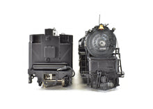 Load image into Gallery viewer, HO Brass Hallmark Models "Super Crown" ATSF - Santa Fe Class 3752 4-8-4 With Poppet Valves, FP No. 3752