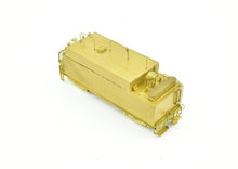 Load image into Gallery viewer, HO Brass NPP - Nickel Plate Products CB&Q - Burlington Route C&S - Colorado & Southern Aux Tender