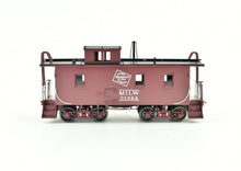 Load image into Gallery viewer, HO Brass OMI - Overland Models, Inc. MILW - Milwaukee Road 24' Wood Caboose