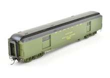 Load image into Gallery viewer, HO Brass Hi-Country Brass ATSF - Santa Fe Baggage Express #257 Pro-Finished as No. 1906