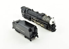 Load image into Gallery viewer, HO Brass Key Imports B&A - Boston & Albany J-2b 4-6-4 Hudson Factory Painted Square Dome