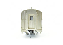 Load image into Gallery viewer, HO Brass Shoreham Shops CB&Q- Burlington Twin Cities Zephyr 48 Seat Diner "Silver Feast" FP