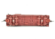 Load image into Gallery viewer, HO Brass Oriental Limited CGW - Chicago Great Western Caboose Pro-Painted
