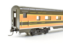 Load image into Gallery viewer, HO Brass Oriental Limited GN - Great Northern Streamlined "Empire Builder" 1370-1384 Pass Series Sleeper Pro-Painted