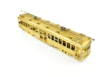 Load image into Gallery viewer, HO Brass Suydam PE - Pacific Electric Hollywood Car Original Style Center Entrance