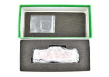 Load image into Gallery viewer, HO Brass OMI - Overland Models, Inc. NH - New Haven NE-5 Steel Caboose FP #C-530