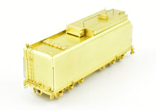 Load image into Gallery viewer, HO Brass OMI - Overland Models C&NW - Chicago & North Western E2a 4-6-2 Pacific