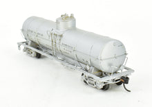 Load image into Gallery viewer, HO Brass Pecos River Brass ATSF - Santa FeTk-k Tank Car with AB Brakes Custom Painted