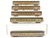 Load image into Gallery viewer, HO CON North Star Railroad Models GN - Great Northern "Red River" 5-Car Set Pro-Built & Finished