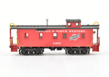 Load image into Gallery viewer, HO Brass OMI - Overland Models, Inc. C&NW - Chicago & North Western Wood Caboose Number Board Version CP