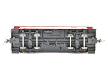 Load image into Gallery viewer, HO Brass OMI - Overland Models, Inc. NH - New Haven NE-5 Steel Caboose F/Painted #C-530