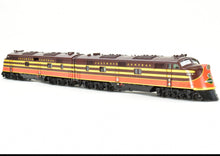 Load image into Gallery viewer, HO Brass CON Railway Classics IC - Illinois Central - 1942 "Panama Limited" 10-Car Set with EMD E6 AA Set Scheme F/P #'s 4001-4002