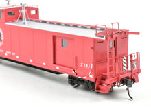 Load image into Gallery viewer, HO Brass DVP - Division Point GN - Great Northern Long "Hutch" Caboose Factory Painted No. X-181