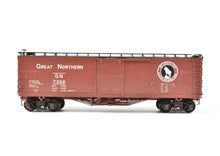Load image into Gallery viewer, HO Brass NPP - Nickel Plate Products GN - Great Northern 40' Boxcar Custom Painted No. 7302