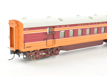 Load image into Gallery viewer, HO Brass PSC - Precision Scale Co. Milwaukee Road 1939 Hiawatha 60' Railway Post Office Car Factory Painted