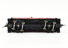 Load image into Gallery viewer, HO Brass DVP - Division Point NYC&St.L - Nickel Plate "46-147" Series 30' Wood Caboose 3 Windows, Speed Lettering, FP