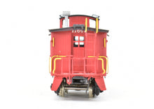 Load image into Gallery viewer, HO Brass OMI - Overland Models, Inc. C&NW - Chicago & North Western Wood Caboose Number Board Version CP