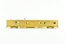 Load image into Gallery viewer, HO Brass S. Soho & Co. GN - Great Northern Empire Builder #1200 Baggage - Dormitory Car
