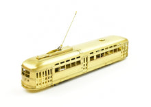 Load image into Gallery viewer, HO Brass The Car Works CSL - Chicago Surface Lines 1946 Pullman "Green Hornet" PCC Car