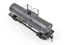 Load image into Gallery viewer, HO Brass OMI - Overland Models, Inc. CGTX - GATX of Canada ACF Single Dome 8,000 Gallon Insulated High Pressure Tank Car CP