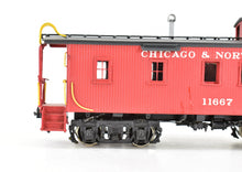 Load image into Gallery viewer, HO Brass OMI - Overland Models, Inc. C&NW - Chicago & North Western Wood Caboose Number Board Version CP
