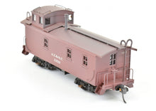 Load image into Gallery viewer, HO Brass Trains Inc. ATSF - Santa Fe Wood Caboose Custom Painted & Weathered