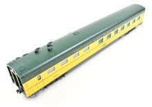 Load image into Gallery viewer, HO Brass Railway Classics C&NW - Chicago and North Western "400" 56-Seat Diner FP 6950