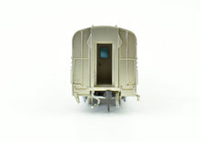 Load image into Gallery viewer, HO Brass Shoreham Shops CB&Q- Burlington Twin Cities Zephyr Parlor Car "Silver Parlor" FP