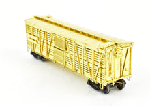 Load image into Gallery viewer, HO Brass Pecos River Brass ATSF - Santa Fe Sk-Q Stock Car with Replacement Kadee Trucks