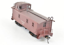 Load image into Gallery viewer, HO Brass Trains Inc. ATSF - Santa Fe Wood Caboose Custom Painted & Weathered