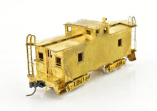 Load image into Gallery viewer, HO Brass NPP - Nickel Plate Products N.Y.O. & W. - New York Ontario & Western 800 Series Caboose