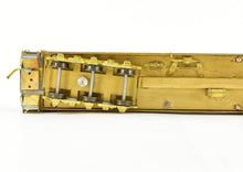 Load image into Gallery viewer, HO Brass Hi-Country Brass ATSF - Santa Fe Baggage Lounge #1300 Heavyweight
