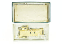 Load image into Gallery viewer, HO Brass PFM - Pacific Fast Mail CPR - Canadian Pacific Railway Wood Caboose