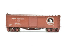 Load image into Gallery viewer, HO Brass NPP - Nickel Plate Products GN - Great Northern 40' Boxcar AB Brake Custom Painted No. 34925
