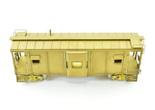 Load image into Gallery viewer, HO Brass Oriental Limited B&O -Baltimore & Ohio I-13 Wood Bay Window Caboose