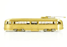 Load image into Gallery viewer, HO Brass WP Car Corp. Various Roads 1936 PCC Type-F Trolley With Folding Doors
