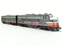 Load image into Gallery viewer, HO Life-Like Proto 2000 SP - Southern Pacific EMD F7A/F7B/F7B/F7A 4-Unit Set DCC and Sound