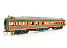 Load image into Gallery viewer, HO Brass S. Soho & Co. GN - Great Northern #1147 James J. Hill Solarium Lounge Custom Painted