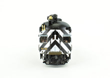 Load image into Gallery viewer, HO Brass W&R Enterprises NYC - New York Central M-10 Brill Gas Electric FP
