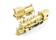 Load image into Gallery viewer, HO Brass Shoreham Shops GN - Great Northern 48 Seat Coach - Vestibule Forward