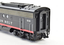 Load image into Gallery viewer, HO Brass CON DVP - Division Point SSW - Cotton Belt EMC FTA/B Set Factory Painted